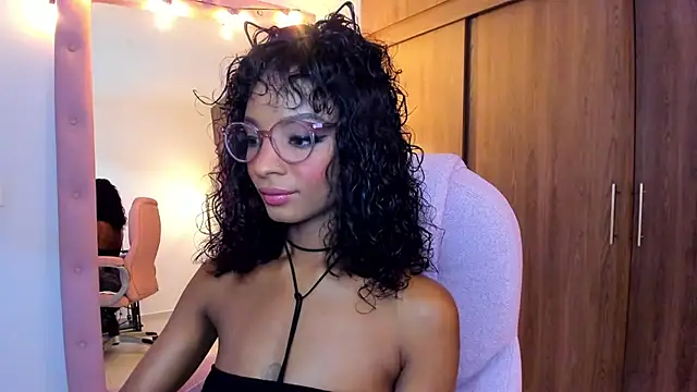 alikahouston4 online show from 02/08/26, 08:34