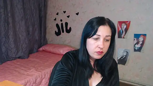 JillStevens online show from 10/19/25, 03:56