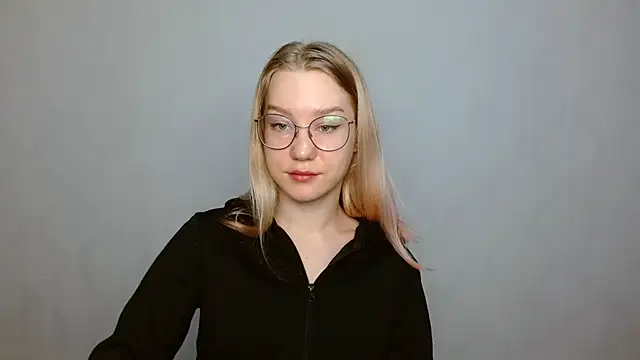 cindi hot online show from 01/25/25, 08:53