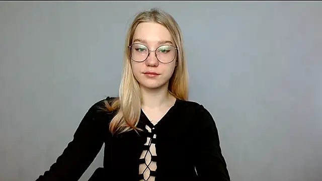 cindi hot online show from 02/18/25, 08:38