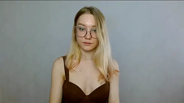 cindi hot online show from 02/25/25, 09:42