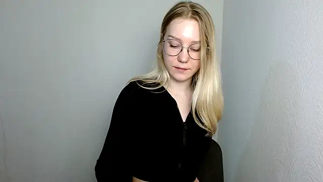 cindi hot online show from 03/13/25, 12:13