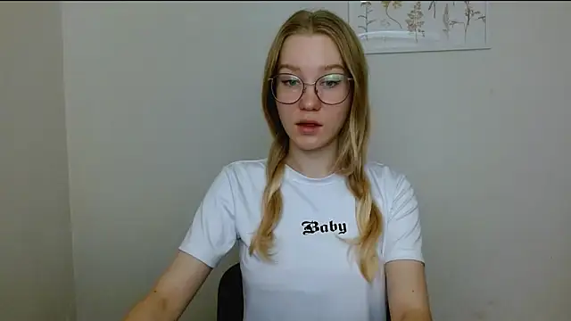 cindi hot online show from 09/26/25, 09:02