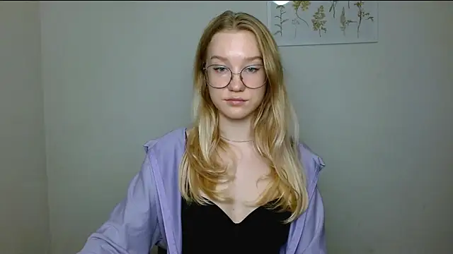 cindi hot online show from 10/07/25, 11:51