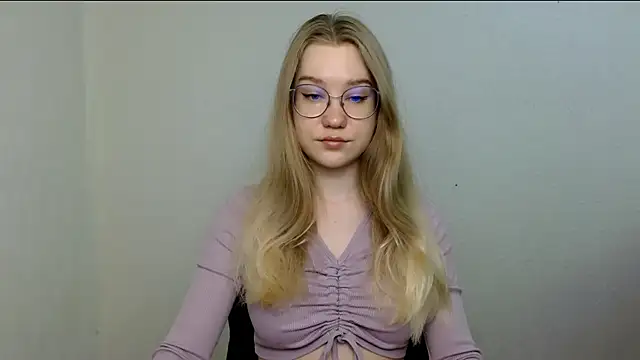 Snapshot of cindi_hot chatting on 06/02/26, 10:28 cindi hot online show from 06/02/26, 10:28