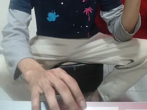 Snapshot of hedocock21 chatting on 09/09/25, 06:29 hedocock21 online show from 09/09/25, 06:29