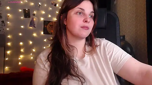 Snapshot of Saya_sweet chatting on 09/10/25, 06:30 Saya sweet online show from 09/10/25, 06:30