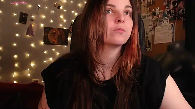 Snapshot of Saya_sweet chatting on 10/16/25, 03:51 Saya sweet online show from 10/16/25, 03:51