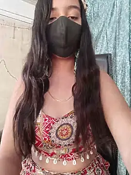 Snapshot of Parinaaz18 chatting on 05/09/26, 01:33 Parinaaz18 online show from 05/09/26, 01:33