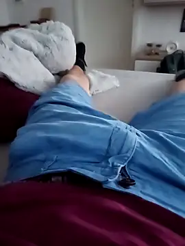 Snapshot of KidoXVII chatting on 10/01/25, 04:24 KidoXVII online show from 10/01/25, 04:24