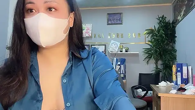 Bamboo Swetie online show from 12/18/24, 12:43