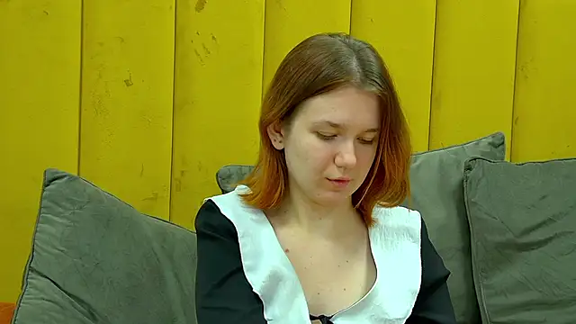 LessySmith online show from 11/08/25, 04:23