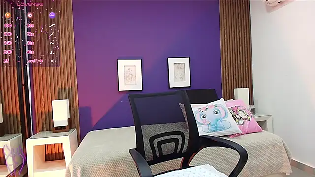 Snapshot of alina_martinelli chatting on 02/05/25, 12:27 alina martinelli online show from 02/05/25, 12:27