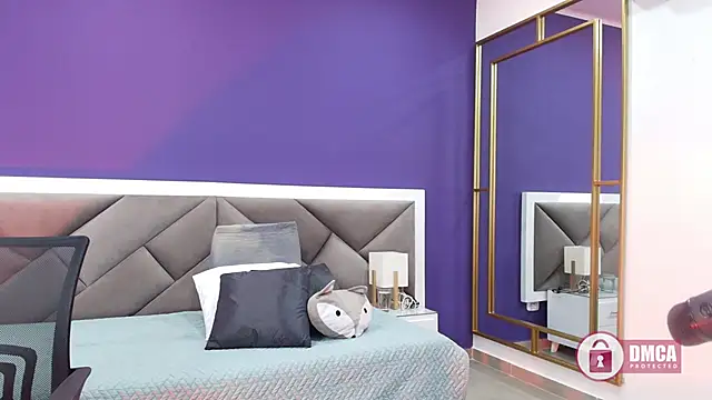 Snapshot of alina_martinelli chatting on 03/13/25, 07:17 alina martinelli online show from 03/13/25, 07:17