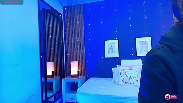 Snapshot of alina_martinelli chatting on 10/11/25, 10:58 alina martinelli online show from 10/11/25, 10:58