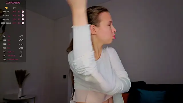 Dream emma online show from 09/10/25, 01:49