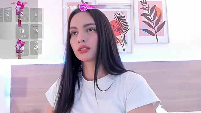 Snapshot of kareena_basu chatting on 11/27/25, 06:43 kareena basu online show from 11/27/25, 06:43