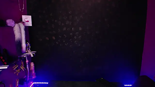 Alexa Slave online show from 01/18/25, 10:39