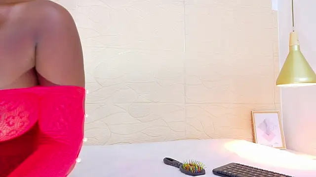 Snapshot of Shamiraa_moore chatting on 03/04/25, 07:43 Shamiraa moore online show from 03/04/25, 07:43