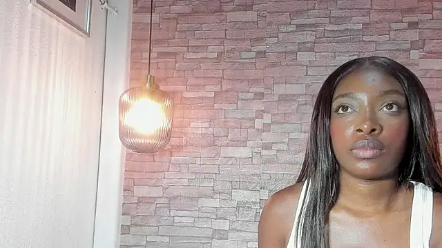 Snapshot of Shamiraa_moore chatting on 03/07/25, 03:51 Shamiraa moore online show from 03/07/25, 03:51