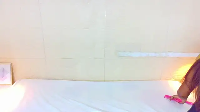 Shamiraa moore online show from 04/10/26, 05:39