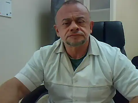 Wild Gladiator online show from 02/06/25, 11:21