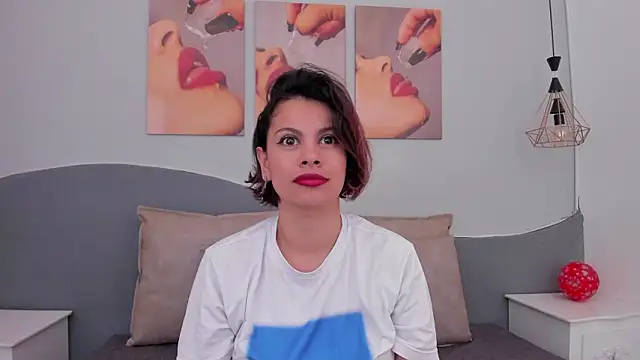 Snapshot of MarianaSanz chatting on 03/14/26, 01:27 MarianaSanz online show from 03/14/26, 01:27