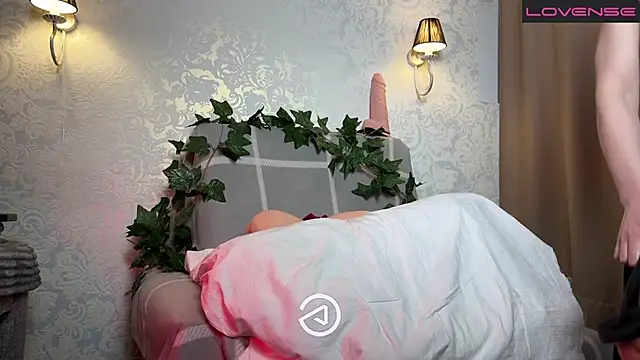 Snapshot of aaaalenska chatting on 03/01/25, 07:37 aaaalenska online show from 03/01/25, 07:37