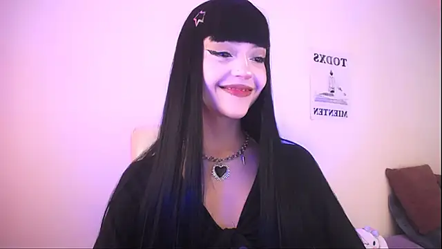 Snapshot of elektraa_sky11 chatting on 03/22/26, 10:35 elektraa sky11 online show from 03/22/26, 10:35