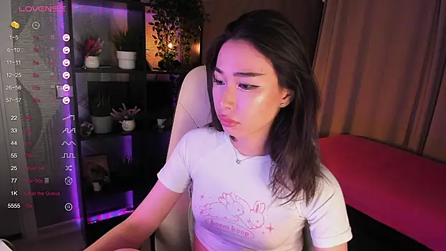 sensualily online show from 09/17/25, 03:46