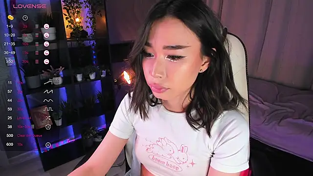 sensualily online show from 12/13/25, 07:53