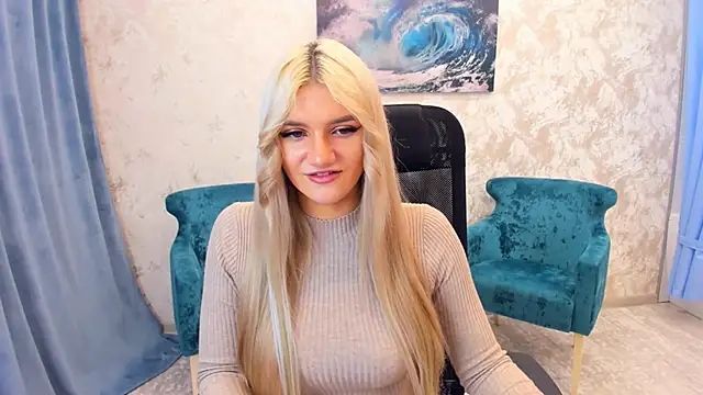 Snapshot of SelenaeMoore chatting on 01/10/25, 02:34 SelenaeMoore online show from 01/10/25, 02:34