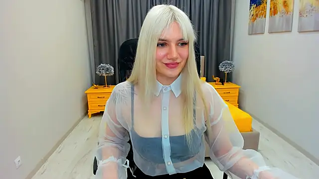 Snapshot of SelenaeMoore chatting on 01/22/25, 07:34 SelenaeMoore online show from 01/22/25, 07:34