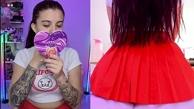 Snapshot of Layla_castilloo chatting on 01/09/26, 04:43 Layla castilloo online show from 01/09/26, 04:43