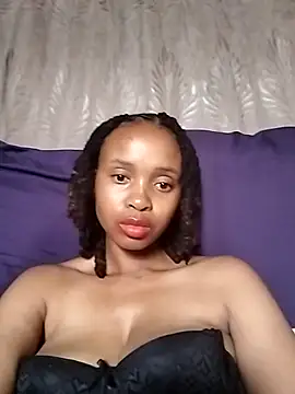 SexyLeopardxx120 online show from 11/14/25, 12:37