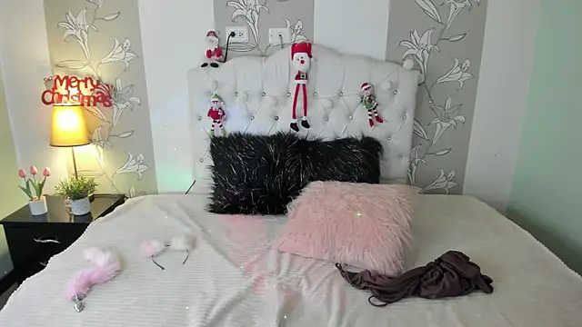 Esteff  o2 online show from 12/13/24, 08:04