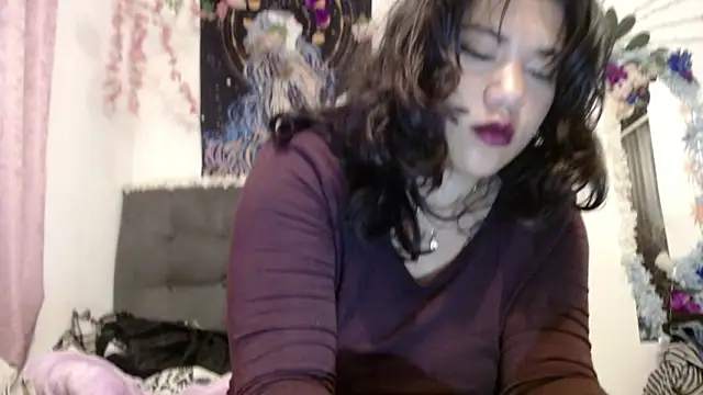 Snapshot of soul_red chatting on 12/04/24, 08:23 soul red online show from 12/04/24, 08:23