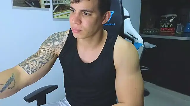 Snapshot of Ethanstill1 chatting on 02/08/25, 02:58 Ethanstill1 online show from 02/08/25, 02:58