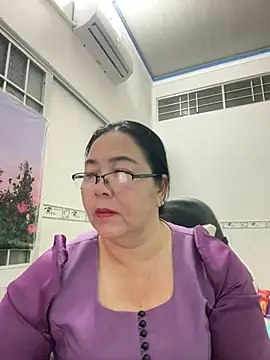 Snapshot of NDith chatting on 03/15/25, 01:29 NDith online show from 03/15/25, 01:29