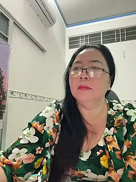 Snapshot of NDith chatting on 03/15/25, 09:16 NDith online show from 03/15/25, 09:16