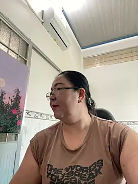 Snapshot of NDith chatting on 03/16/25, 04:20 NDith online show from 03/16/25, 04:20