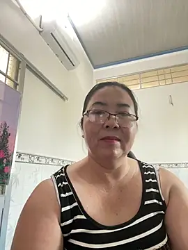 Snapshot of NDith chatting on 03/16/25, 07:26 NDith online show from 03/16/25, 07:26