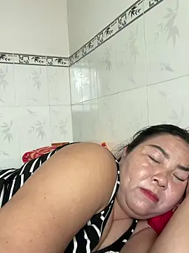 Snapshot of NDith chatting on 03/21/25, 06:38 NDith online show from 03/21/25, 06:38