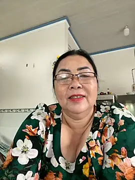 Snapshot of NDith chatting on 09/27/25, 01:54 NDith online show from 09/27/25, 01:54