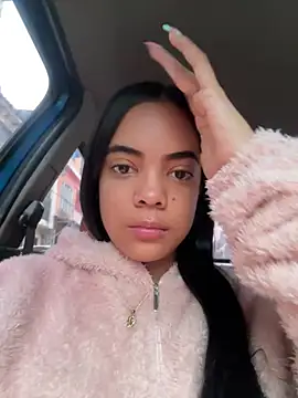 NAUGHTY LITTLE 18 online show from 02/01/26, 01:09