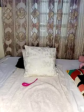 Cherriikenzie online show from 02/19/25, 12:00