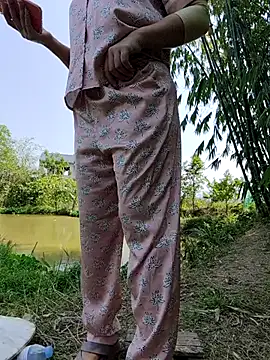 lyna bl online show from 02/22/26, 07:08