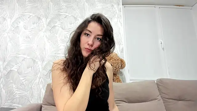 Karina sunny online show from 02/10/25, 10:19