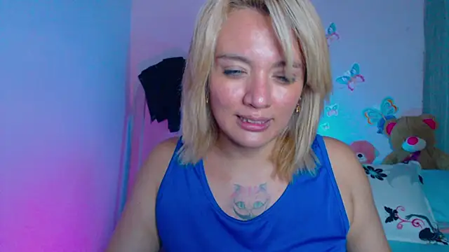 Snapshot of kitten_sweet chatting on 02/16/25, 05:15 kitten sweet online show from 02/16/25, 05:15