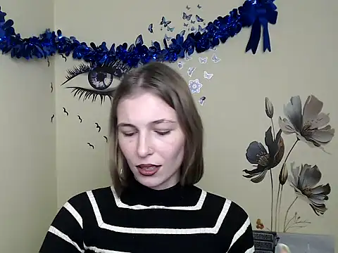 StrangerGi online show from 12/27/24, 04:21